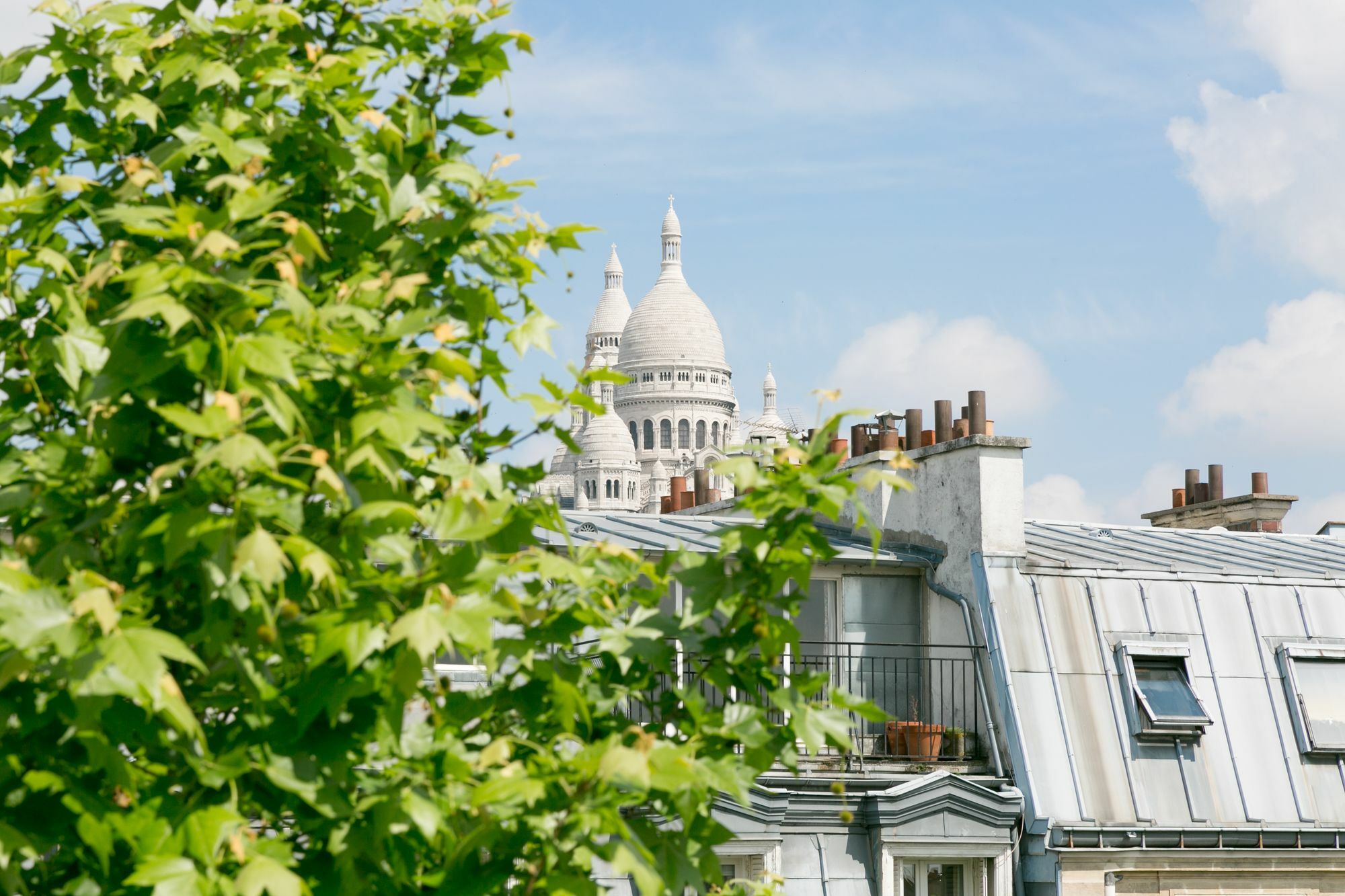 Sochic Montmartre * Parijs